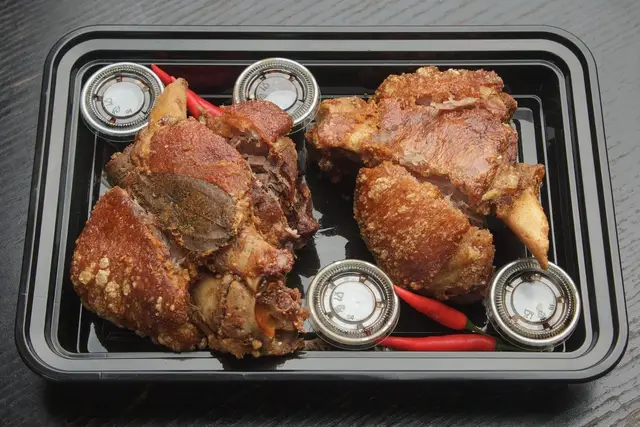 Crispy Pata